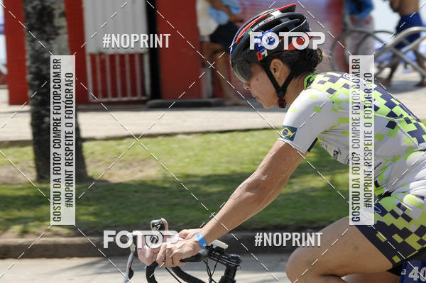 Buy your photos of the eventBLUE SERIES TRIATHLON BERTIOGA 2019 on Fotop