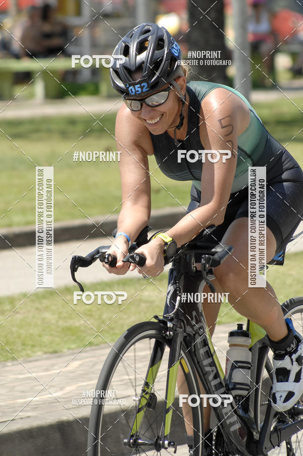 Buy your photos of the eventBLUE SERIES TRIATHLON BERTIOGA 2019 on Fotop