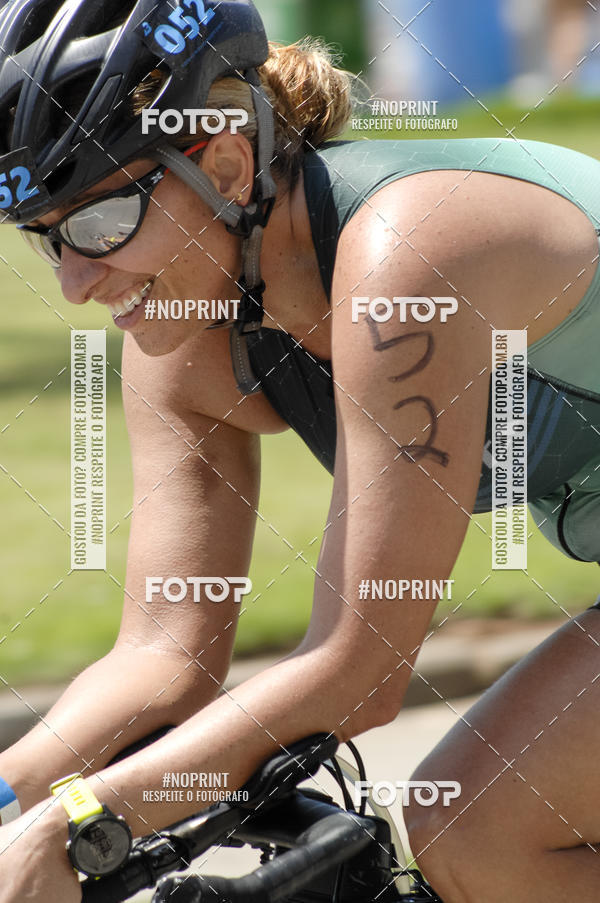 Buy your photos of the eventBLUE SERIES TRIATHLON BERTIOGA 2019 on Fotop