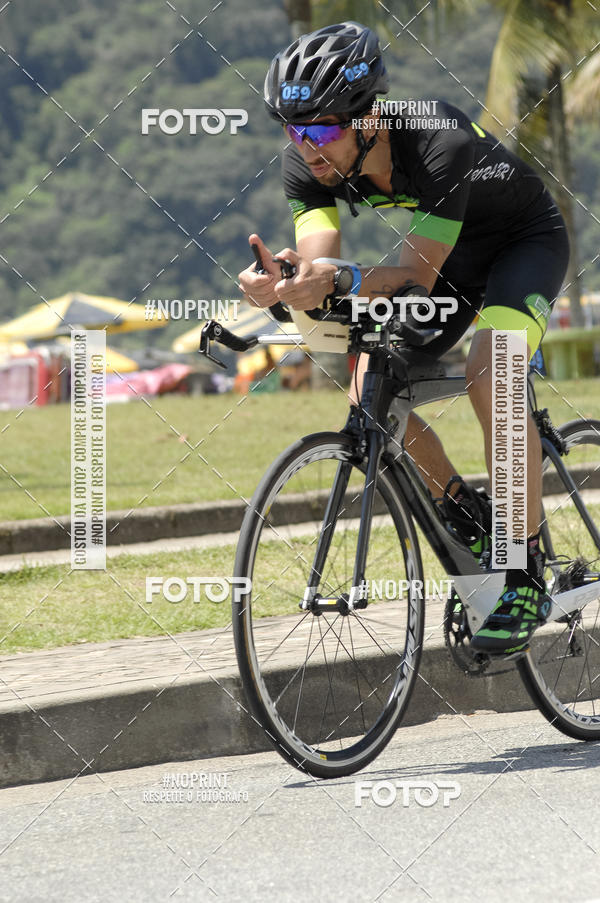 Buy your photos of the eventBLUE SERIES TRIATHLON BERTIOGA 2019 on Fotop