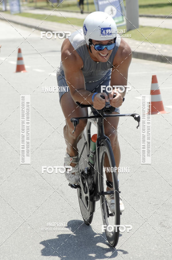 Buy your photos of the eventBLUE SERIES TRIATHLON BERTIOGA 2019 on Fotop
