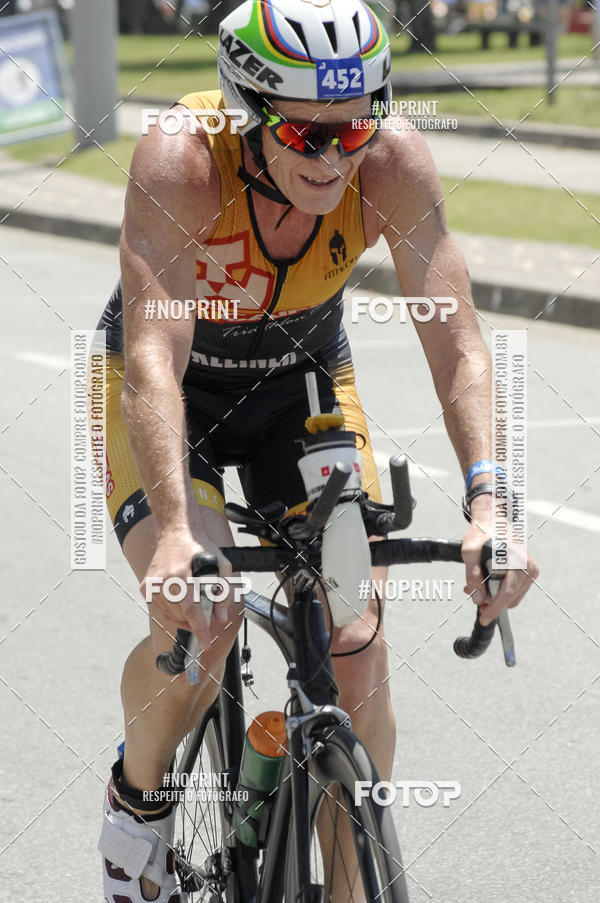 Buy your photos of the eventBLUE SERIES TRIATHLON BERTIOGA 2019 on Fotop