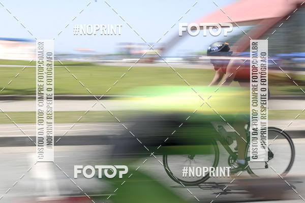 Buy your photos of the eventBLUE SERIES TRIATHLON BERTIOGA 2019 on Fotop