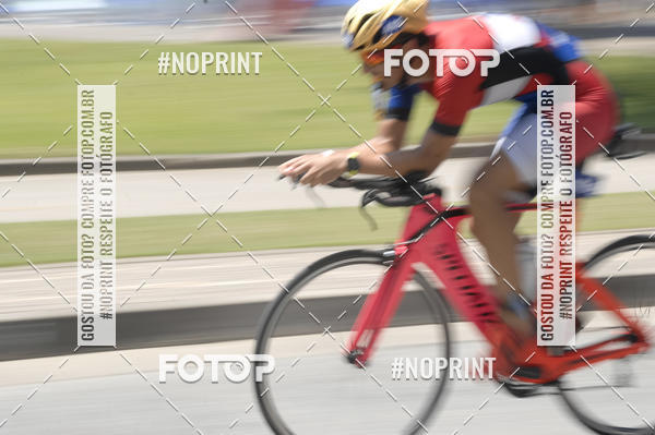 Buy your photos of the eventBLUE SERIES TRIATHLON BERTIOGA 2019 on Fotop