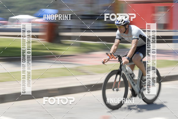 Buy your photos of the eventBLUE SERIES TRIATHLON BERTIOGA 2019 on Fotop