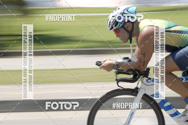 Buy your photos of the eventBLUE SERIES TRIATHLON BERTIOGA 2019 on Fotop