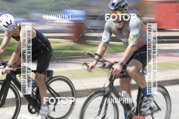 Buy your photos of the eventBLUE SERIES TRIATHLON BERTIOGA 2019 on Fotop