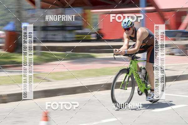 Buy your photos of the eventBLUE SERIES TRIATHLON BERTIOGA 2019 on Fotop