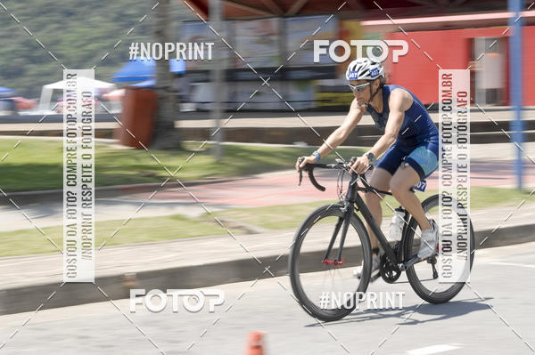 Buy your photos of the eventBLUE SERIES TRIATHLON BERTIOGA 2019 on Fotop