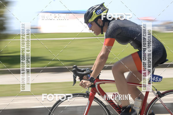 Buy your photos of the eventBLUE SERIES TRIATHLON BERTIOGA 2019 on Fotop