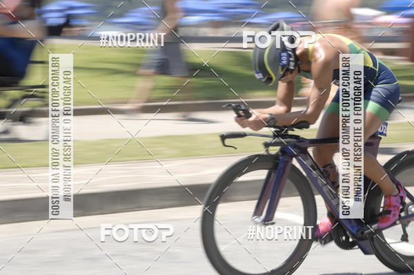 Buy your photos of the eventBLUE SERIES TRIATHLON BERTIOGA 2019 on Fotop
