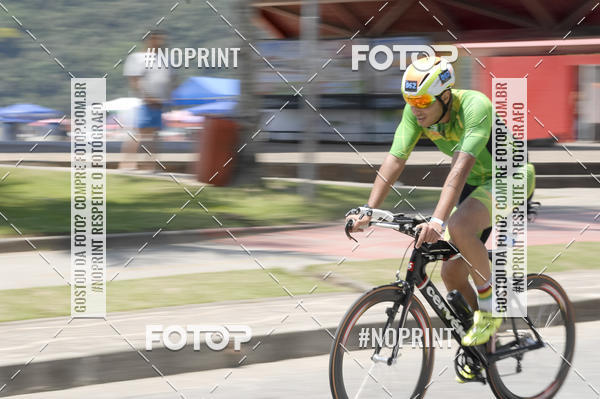 Buy your photos of the eventBLUE SERIES TRIATHLON BERTIOGA 2019 on Fotop