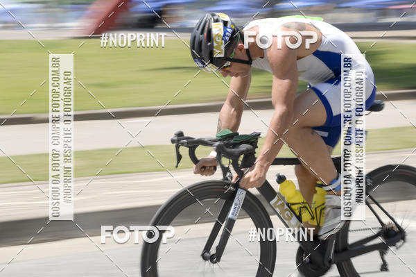 Buy your photos of the eventBLUE SERIES TRIATHLON BERTIOGA 2019 on Fotop