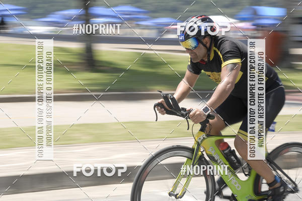 Buy your photos of the eventBLUE SERIES TRIATHLON BERTIOGA 2019 on Fotop