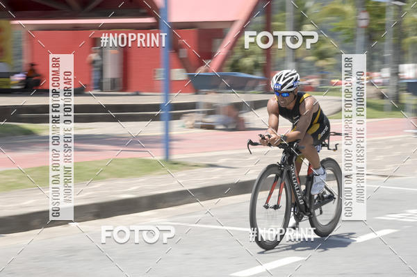 Buy your photos of the eventBLUE SERIES TRIATHLON BERTIOGA 2019 on Fotop