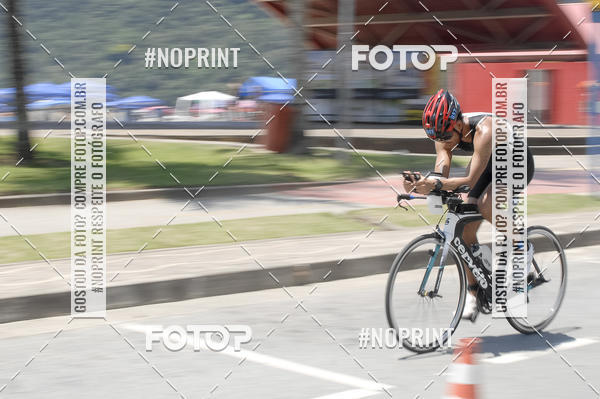 Buy your photos of the eventBLUE SERIES TRIATHLON BERTIOGA 2019 on Fotop