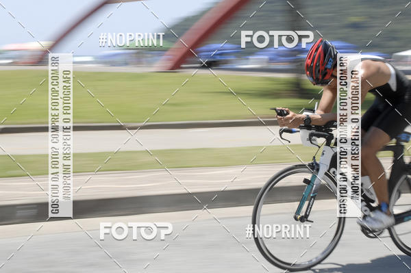 Buy your photos of the eventBLUE SERIES TRIATHLON BERTIOGA 2019 on Fotop