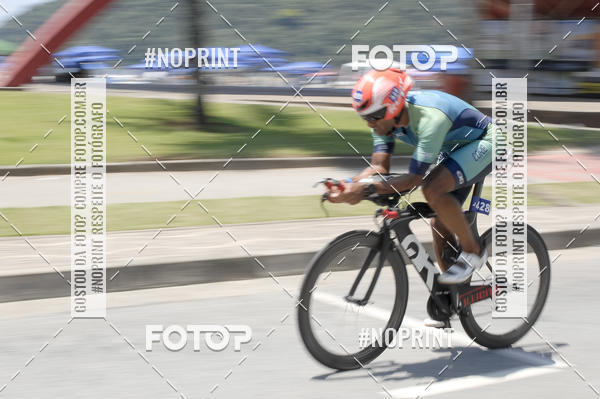 Buy your photos of the eventBLUE SERIES TRIATHLON BERTIOGA 2019 on Fotop