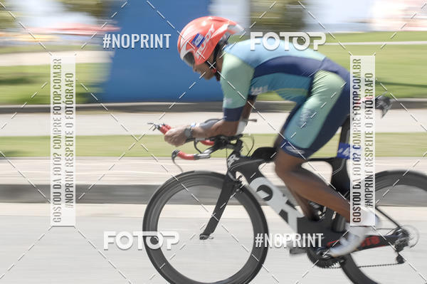 Buy your photos of the eventBLUE SERIES TRIATHLON BERTIOGA 2019 on Fotop