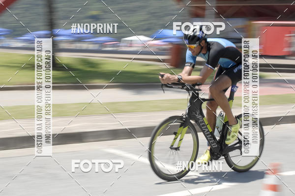 Buy your photos of the eventBLUE SERIES TRIATHLON BERTIOGA 2019 on Fotop