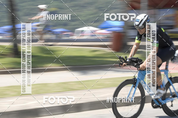 Buy your photos of the eventBLUE SERIES TRIATHLON BERTIOGA 2019 on Fotop