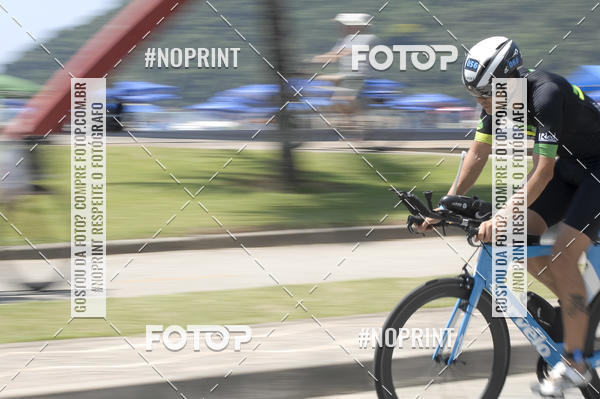 Buy your photos of the eventBLUE SERIES TRIATHLON BERTIOGA 2019 on Fotop