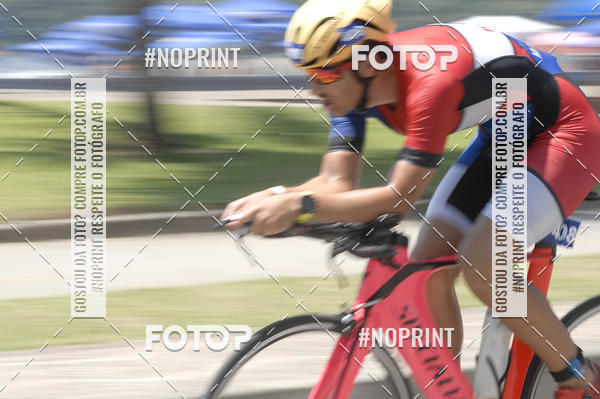 Buy your photos of the eventBLUE SERIES TRIATHLON BERTIOGA 2019 on Fotop