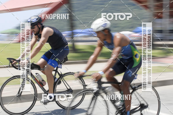 Buy your photos of the eventBLUE SERIES TRIATHLON BERTIOGA 2019 on Fotop