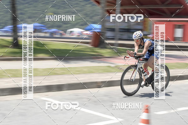 Buy your photos of the eventBLUE SERIES TRIATHLON BERTIOGA 2019 on Fotop