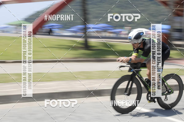 Buy your photos of the eventBLUE SERIES TRIATHLON BERTIOGA 2019 on Fotop