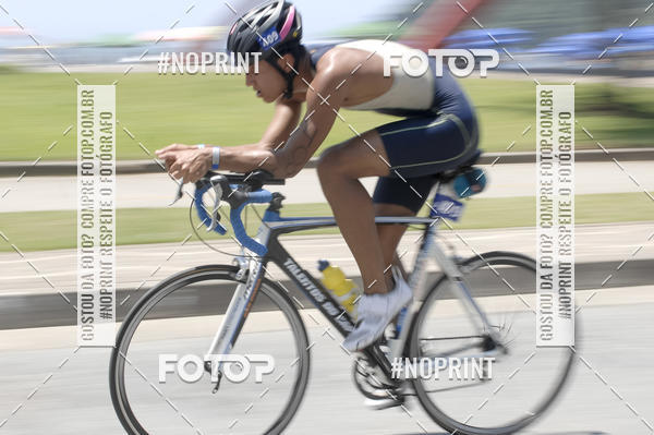 Buy your photos of the eventBLUE SERIES TRIATHLON BERTIOGA 2019 on Fotop