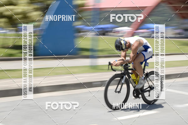 Buy your photos of the eventBLUE SERIES TRIATHLON BERTIOGA 2019 on Fotop