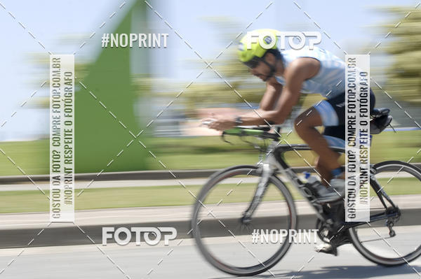 Buy your photos of the eventBLUE SERIES TRIATHLON BERTIOGA 2019 on Fotop