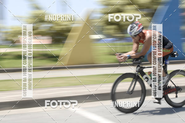 Buy your photos of the eventBLUE SERIES TRIATHLON BERTIOGA 2019 on Fotop