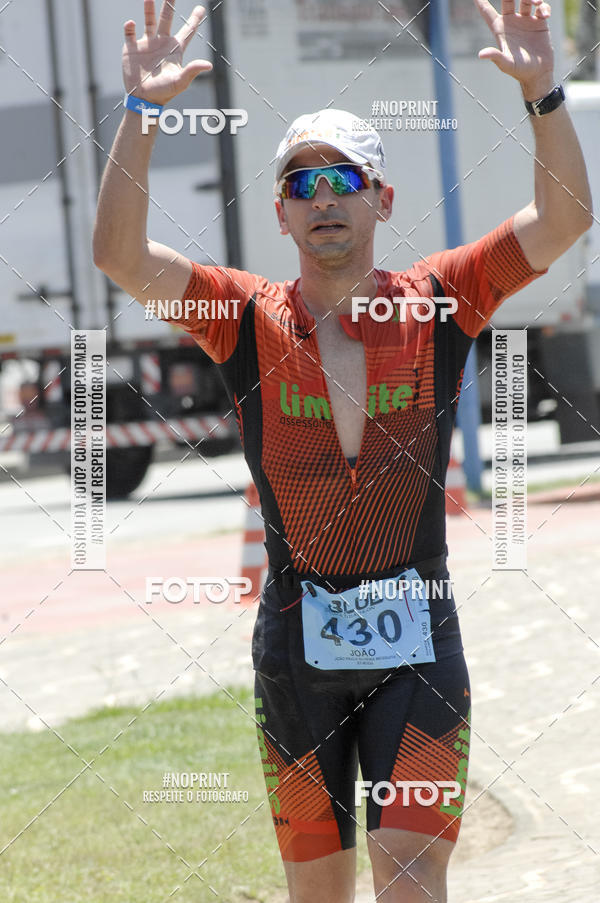Buy your photos of the eventBLUE SERIES TRIATHLON BERTIOGA 2019 on Fotop