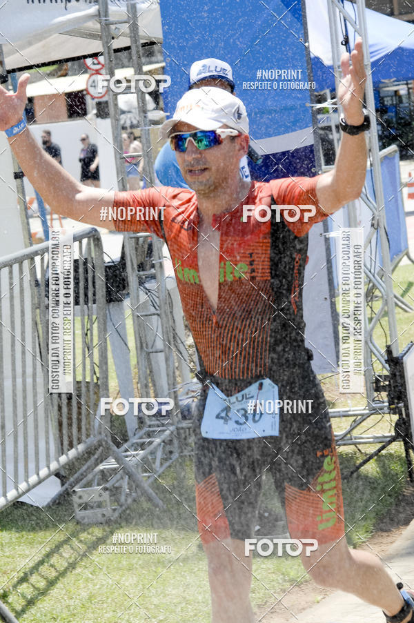 Buy your photos of the eventBLUE SERIES TRIATHLON BERTIOGA 2019 on Fotop
