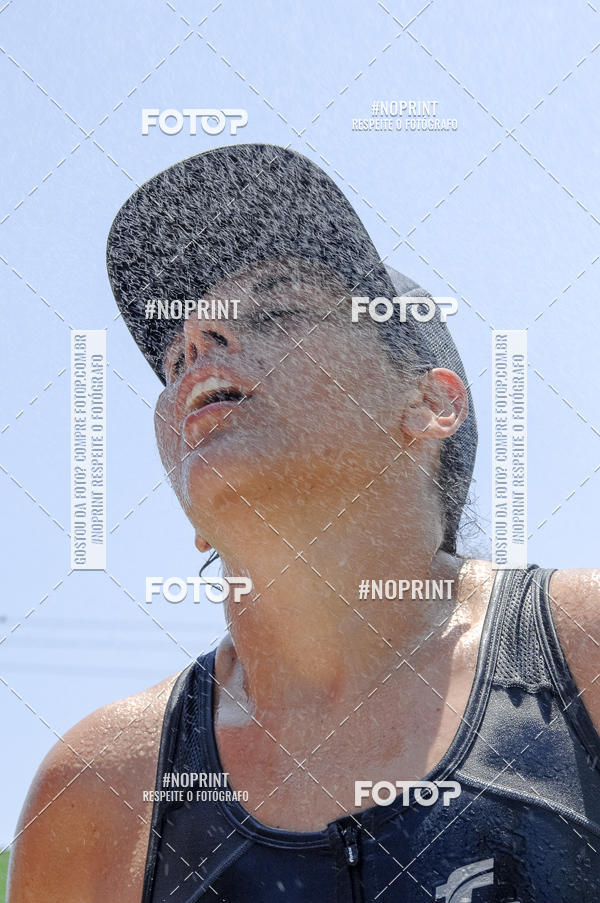 Buy your photos of the eventBLUE SERIES TRIATHLON BERTIOGA 2019 on Fotop