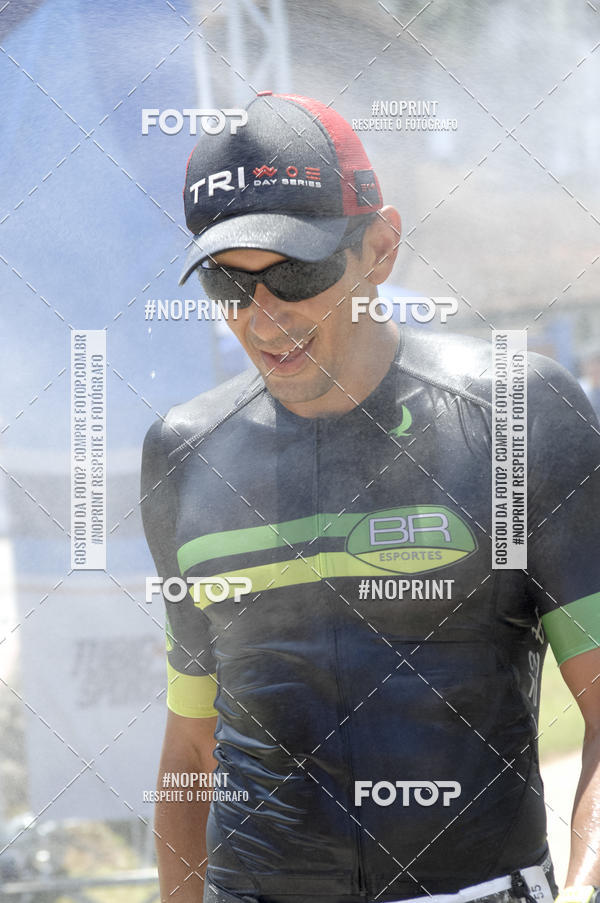 Buy your photos of the eventBLUE SERIES TRIATHLON BERTIOGA 2019 on Fotop