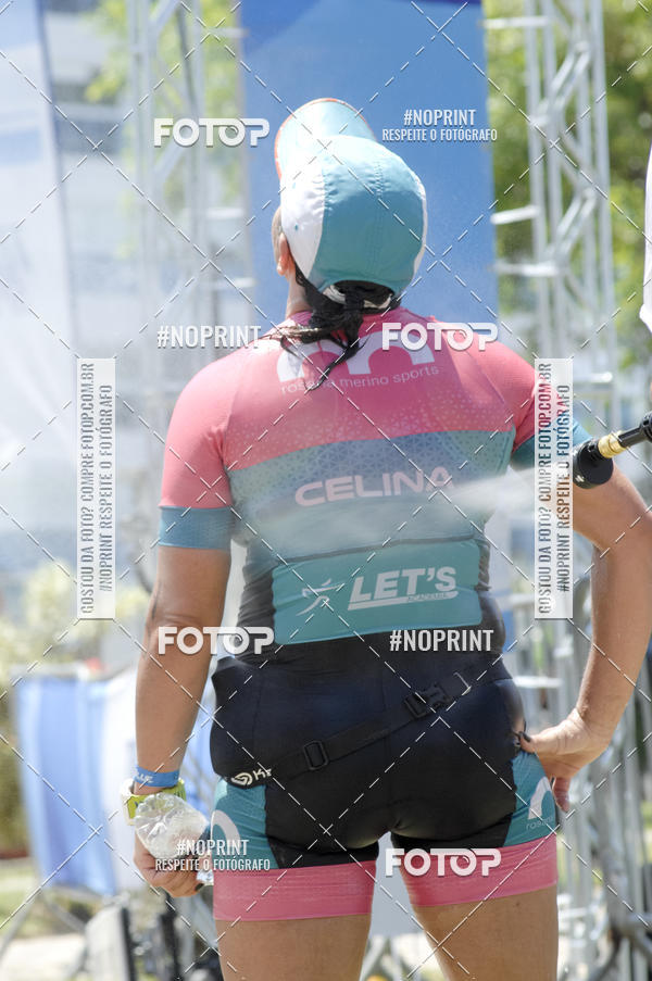 Buy your photos of the eventBLUE SERIES TRIATHLON BERTIOGA 2019 on Fotop