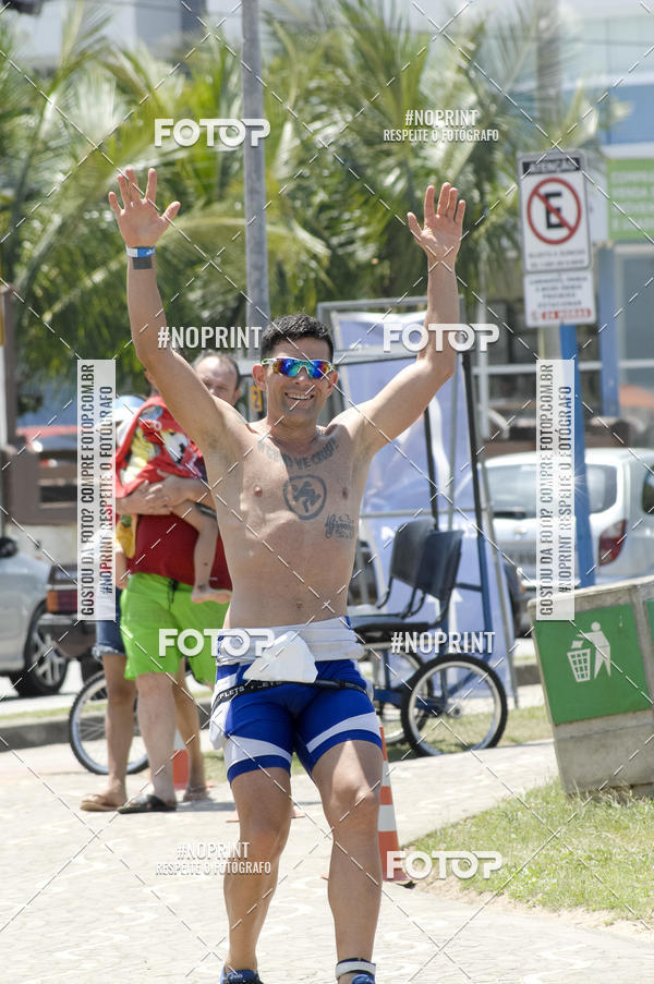 Buy your photos of the eventBLUE SERIES TRIATHLON BERTIOGA 2019 on Fotop
