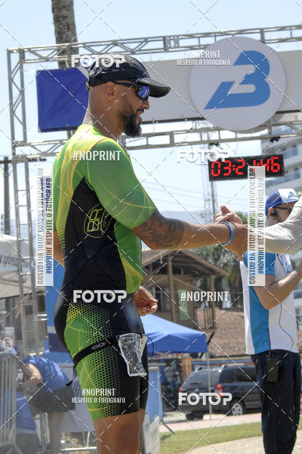 Buy your photos of the eventBLUE SERIES TRIATHLON BERTIOGA 2019 on Fotop