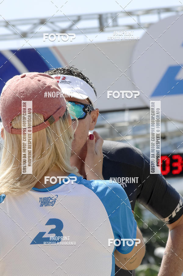 Buy your photos of the eventBLUE SERIES TRIATHLON BERTIOGA 2019 on Fotop