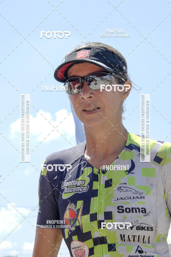 Buy your photos of the eventBLUE SERIES TRIATHLON BERTIOGA 2019 on Fotop