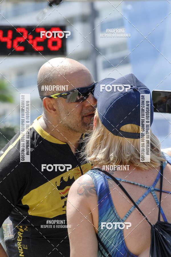 Buy your photos of the eventBLUE SERIES TRIATHLON BERTIOGA 2019 on Fotop