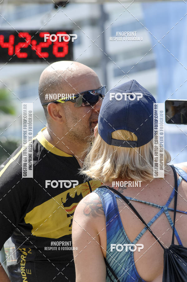 Buy your photos of the eventBLUE SERIES TRIATHLON BERTIOGA 2019 on Fotop