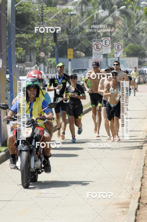 Buy your photos of the eventBLUE SERIES TRIATHLON BERTIOGA 2019 on Fotop