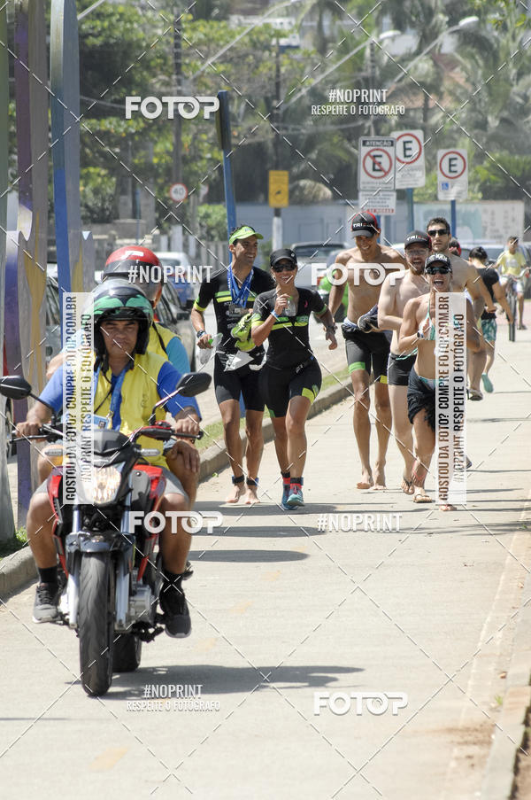 Buy your photos of the eventBLUE SERIES TRIATHLON BERTIOGA 2019 on Fotop