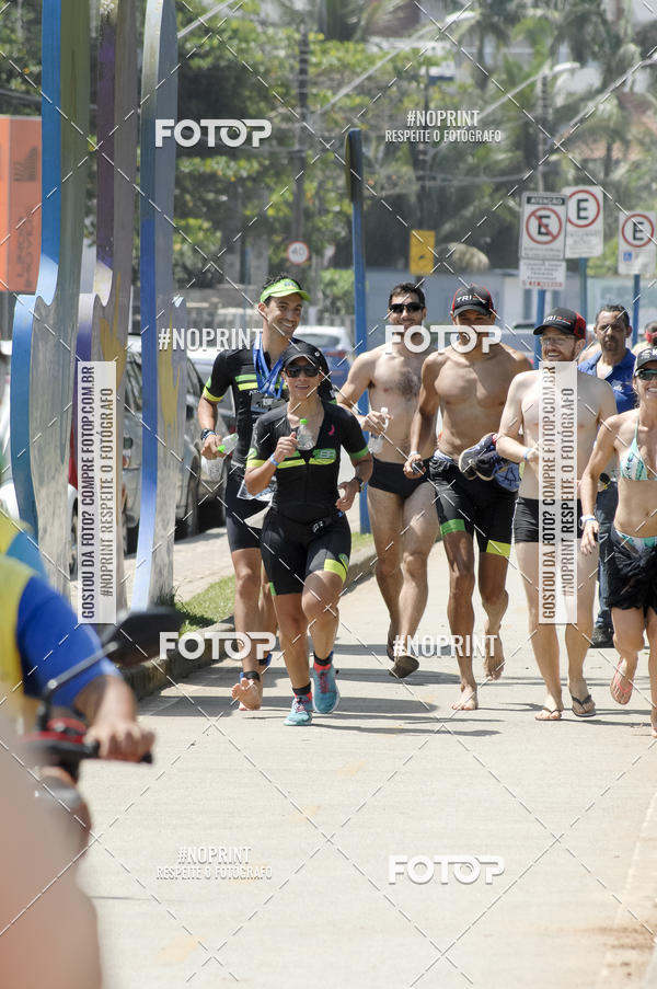 Buy your photos of the eventBLUE SERIES TRIATHLON BERTIOGA 2019 on Fotop