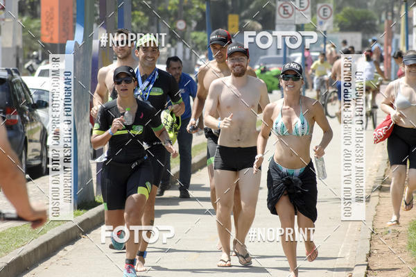 Buy your photos of the eventBLUE SERIES TRIATHLON BERTIOGA 2019 on Fotop