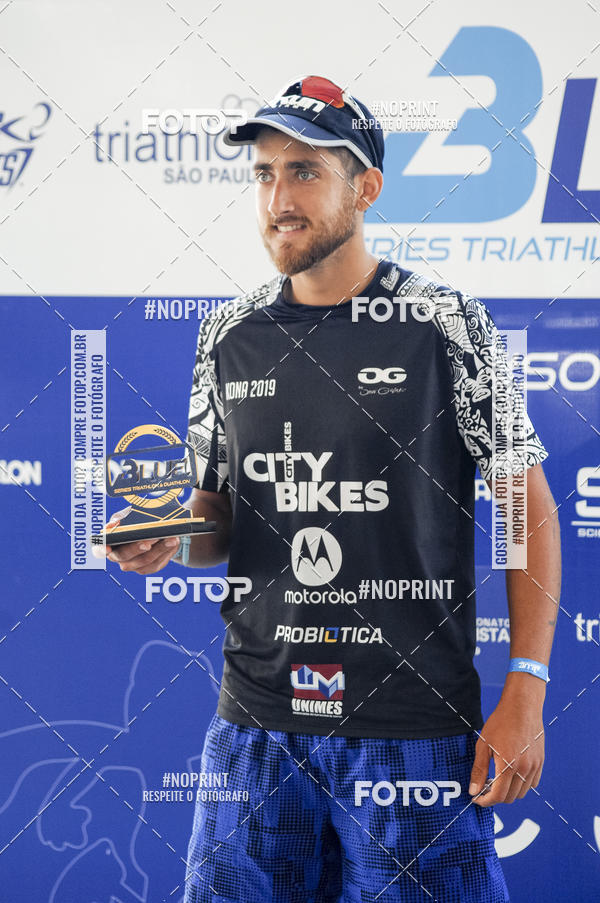 Buy your photos of the eventBLUE SERIES TRIATHLON BERTIOGA 2019 on Fotop